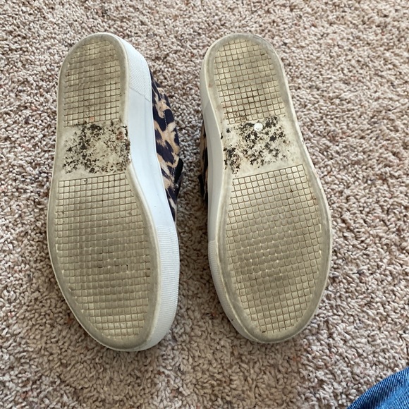Steve Madden size 6.5 Gills leopard print canvas slip on sneakers. - Picture 6 of 7